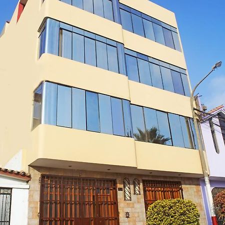 Taytaypa Rooms & Apartments Lima Airport מראה חיצוני תמונה