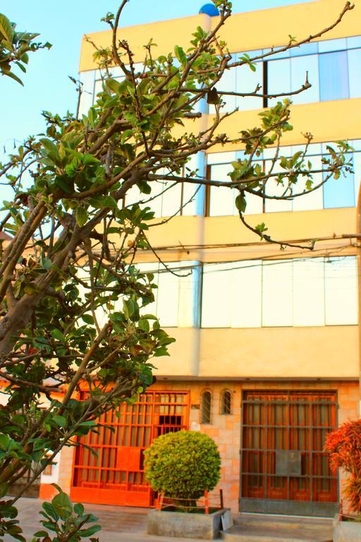 Taytaypa Rooms & Apartments Lima Airport חדר תמונה