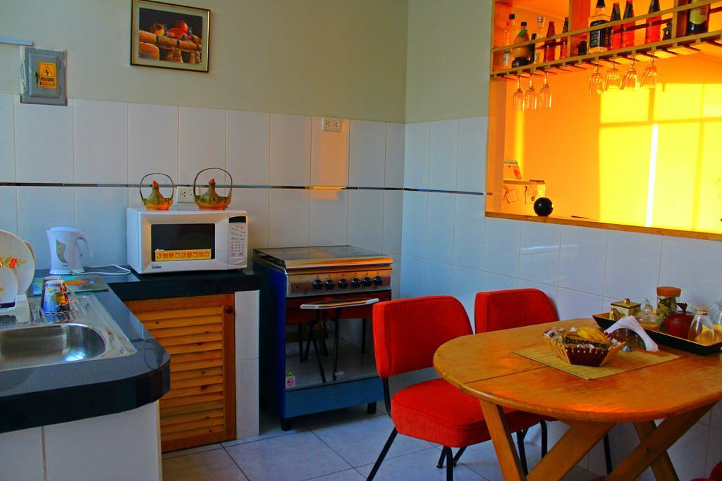 Taytaypa Rooms & Apartments Lima Airport חדר תמונה