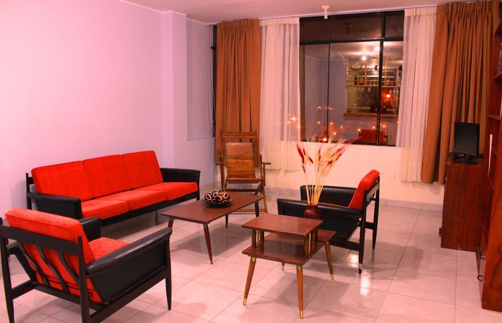 Taytaypa Rooms & Apartments Lima Airport חדר תמונה