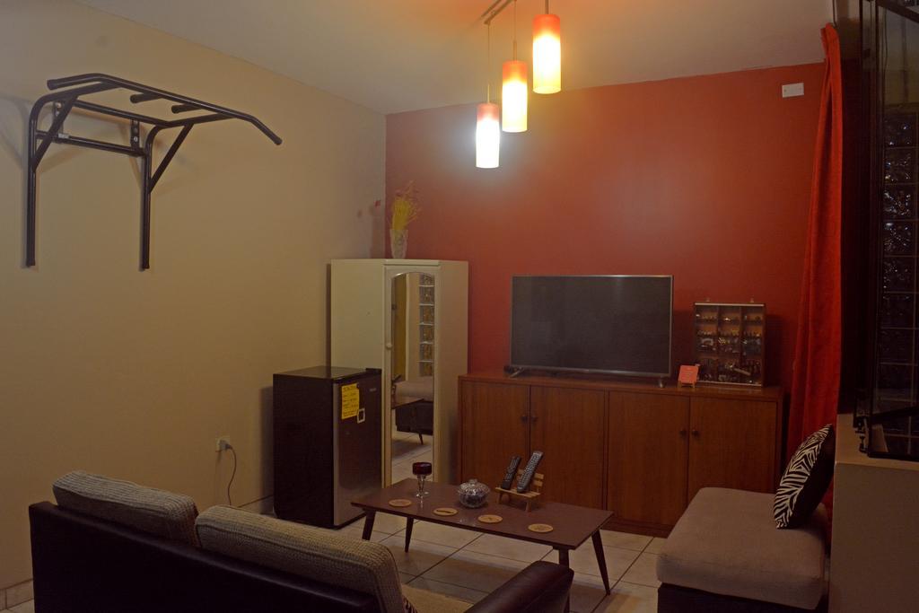 Taytaypa Rooms & Apartments Lima Airport מראה חיצוני תמונה