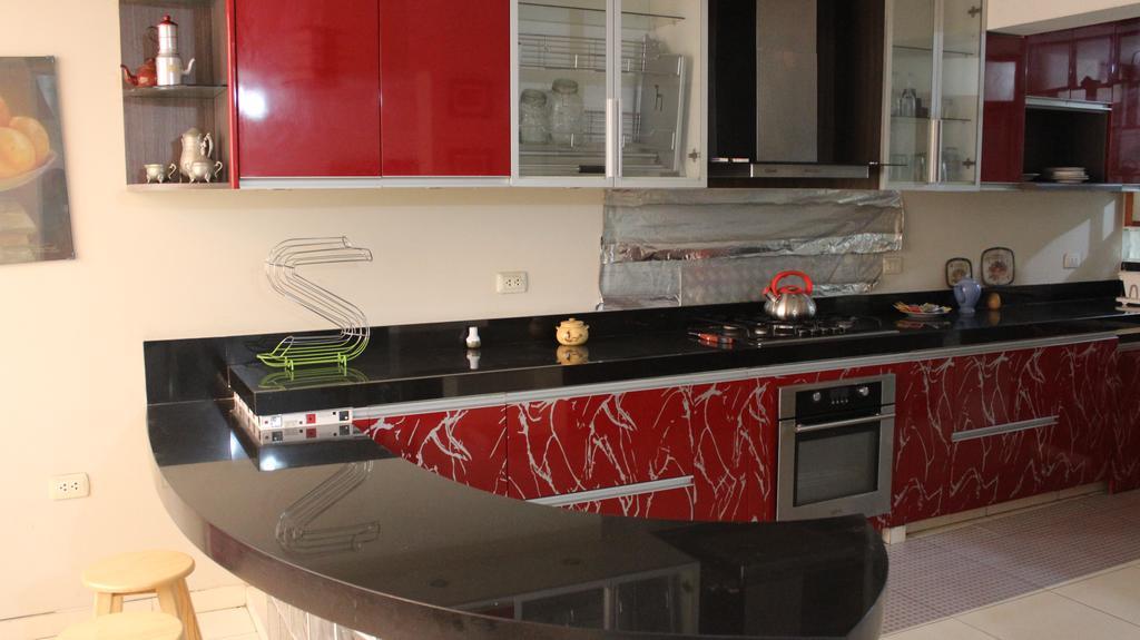 Taytaypa Rooms & Apartments Lima Airport מראה חיצוני תמונה
