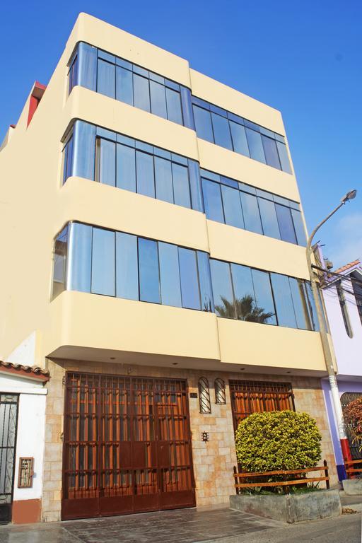 Taytaypa Rooms & Apartments Lima Airport מראה חיצוני תמונה